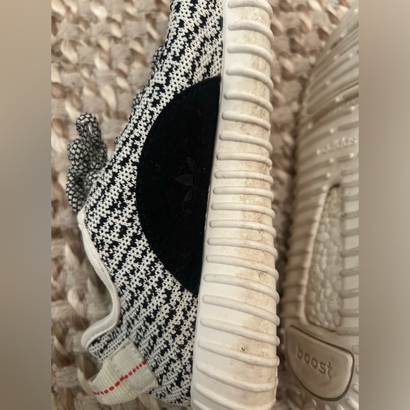 Adidas Yeezy Boost Sneakers - Picture 9 of 14